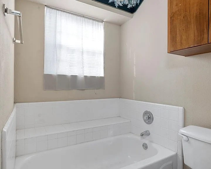 707 Broken Bow Dr — Photo 14