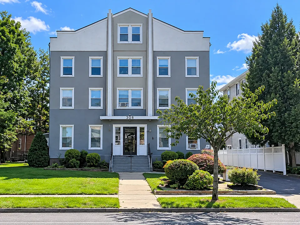 508 1st Ave.