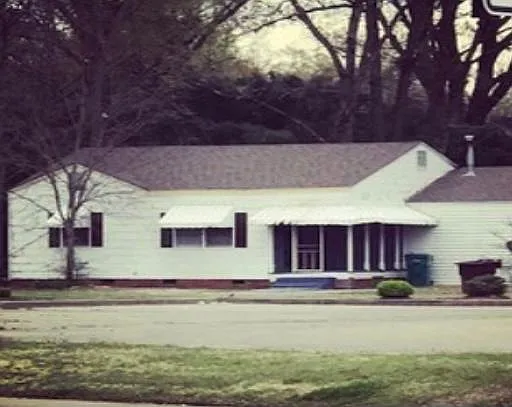 2100 W 28th Ave