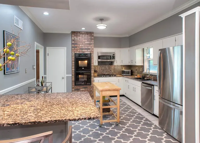 4261 Waymar Dr — Photo 10