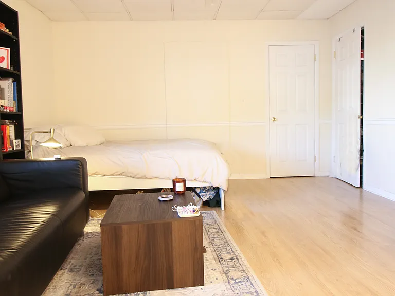 54-56 Oak St #3 — Photo 5