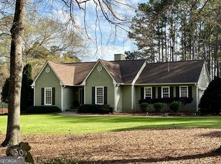 30 Round Lake Rd, Griffin, GA 30224