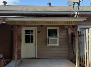 74 W Hill St, Commerce, GA 30530