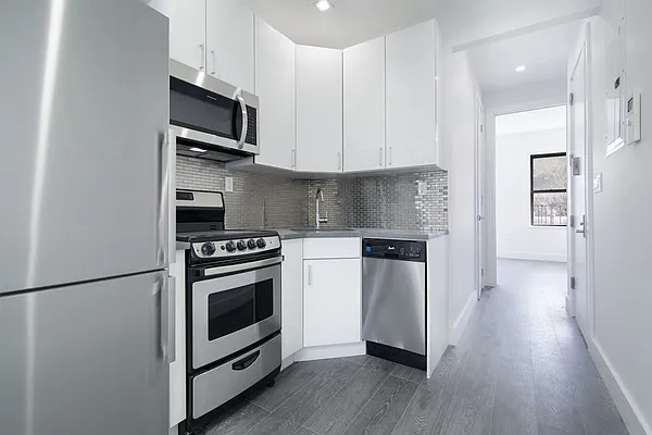 Rented by Brick&Mortar | media 7