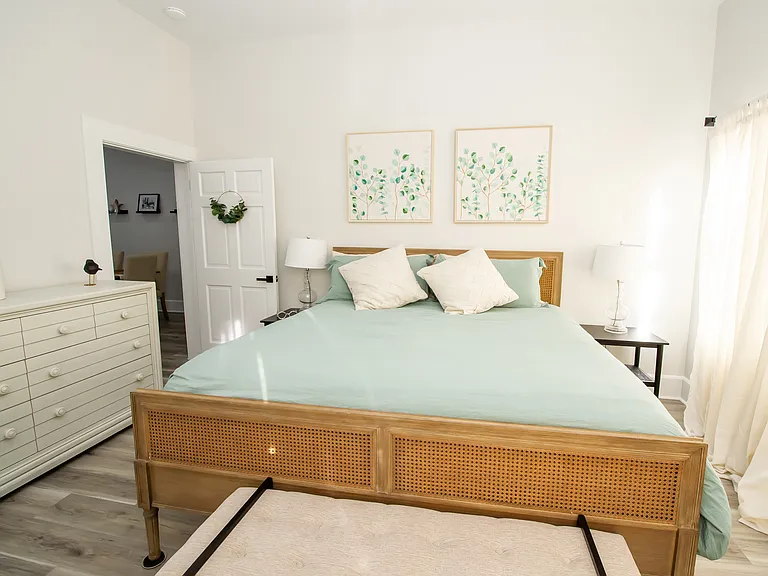 1307 Whitehead St #1 — Photo 16