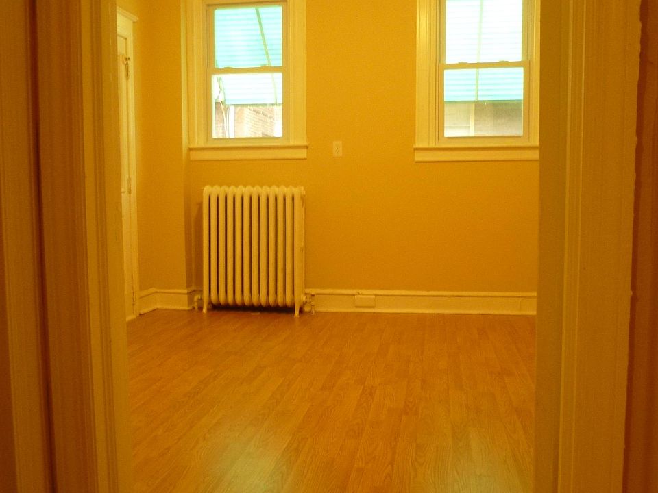 1st image of 1537 66th Ave #1ST