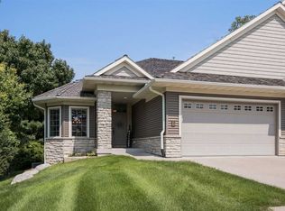 1528 1st Ave UNIT A, Coralville, IA 52241