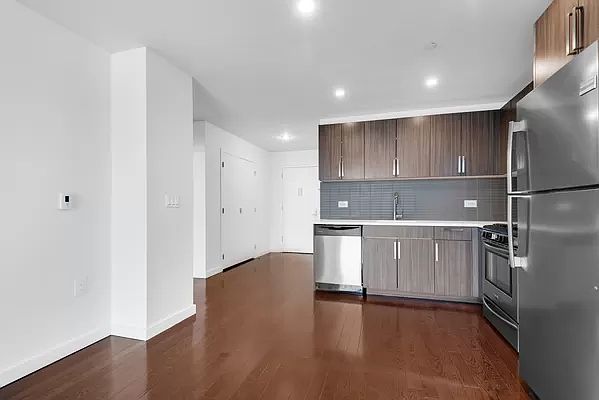 1st image of 12-15 Broadway #719