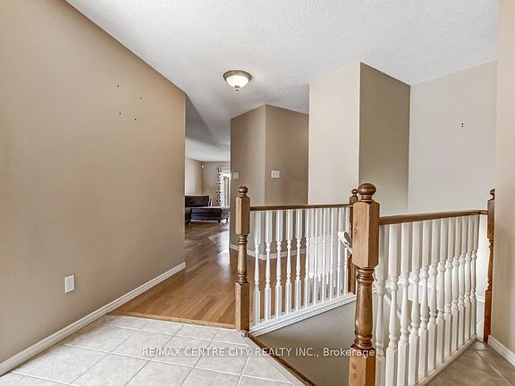 3rd image of 99 Edgevalley Rd #46