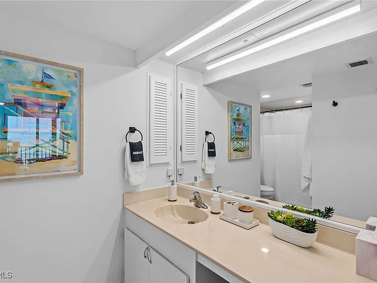 9415 Gulf Shore Dr #501 — Photo 21