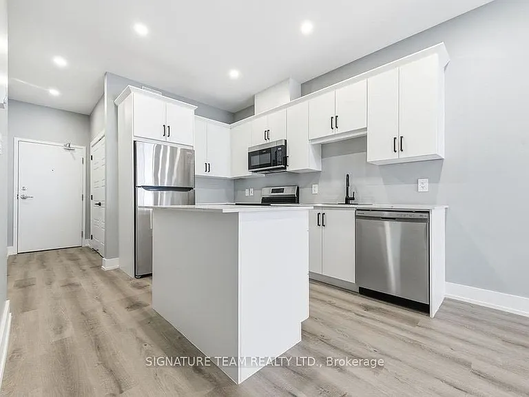 78A Queen St #105 — Photo 4