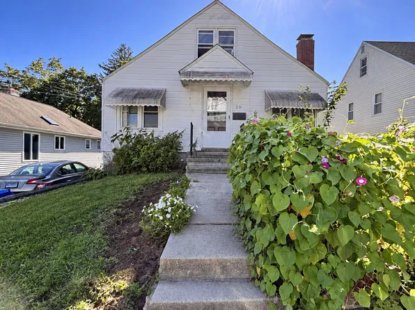 26 Cumley St, Hamden, CT 06514
