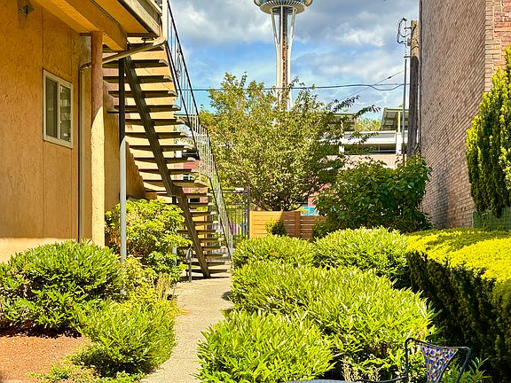 Walkway to apartment from front of building