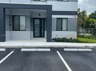 309 NW 7th Ct, Hallandale, FL 33009