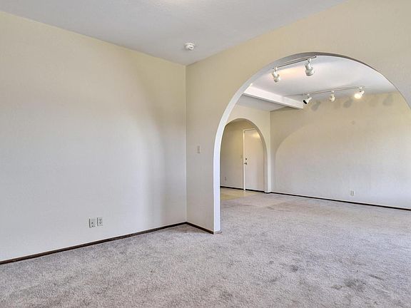 5th image of 74 Gebhart Ave