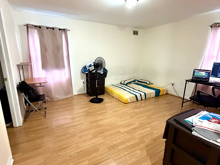 21 Perry St #1 — Photo 6