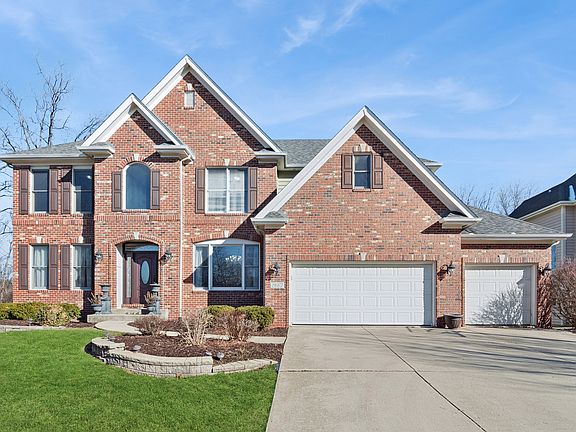 2nd image of 2667 Charter Oak Dr