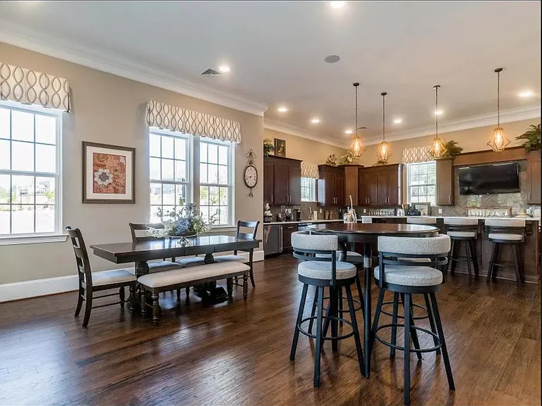 1353 Fitchie Pl — Photo 37