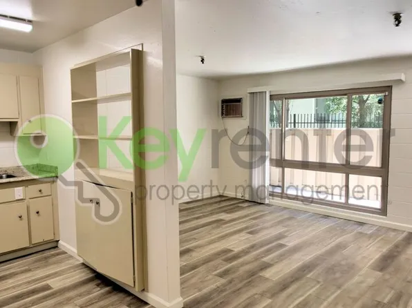 2320 P St APT 105, Sacramento, CA 95816