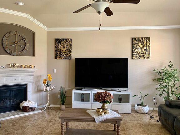 2nd image of 505 Pebblestone Walk Dr