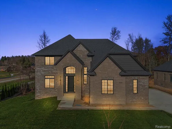 11659 Encore Ct, Shelby Township, MI 48315