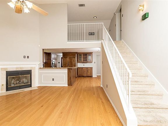4th image of 4904 Prairie Creek Trl