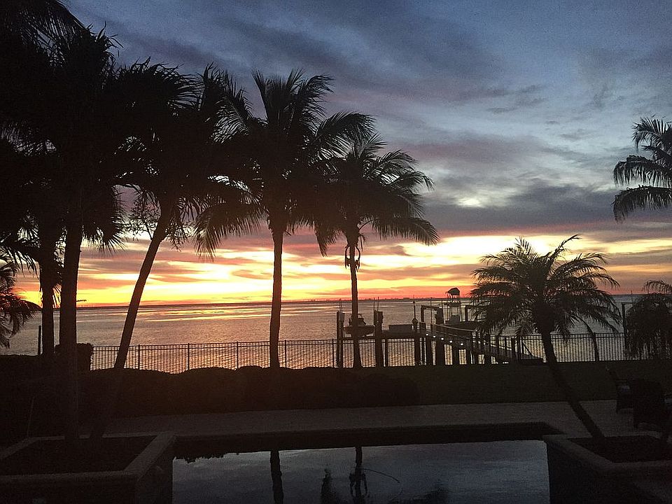 1st image of 4315 Bayshore Blvd NE