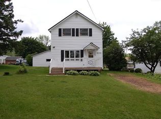 303 4th St, Iron Mountain, MI 49801