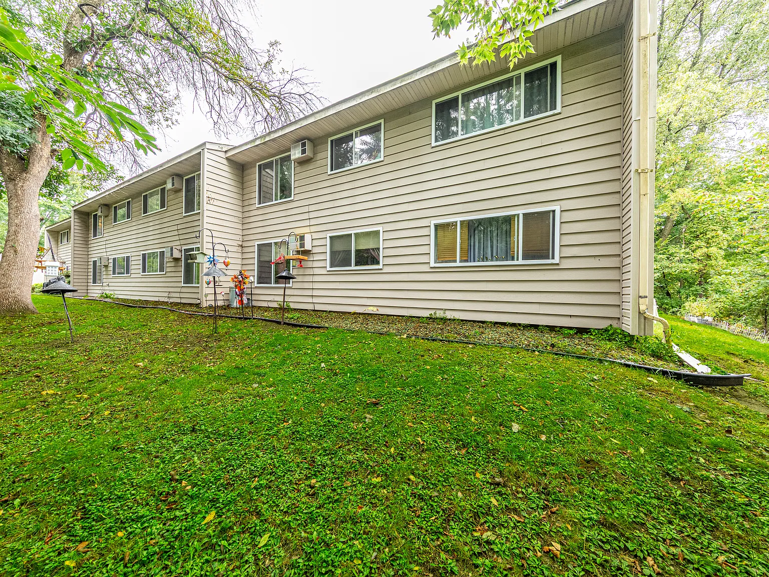 1 bed, 600 sqft, $1,050 — Photo 3