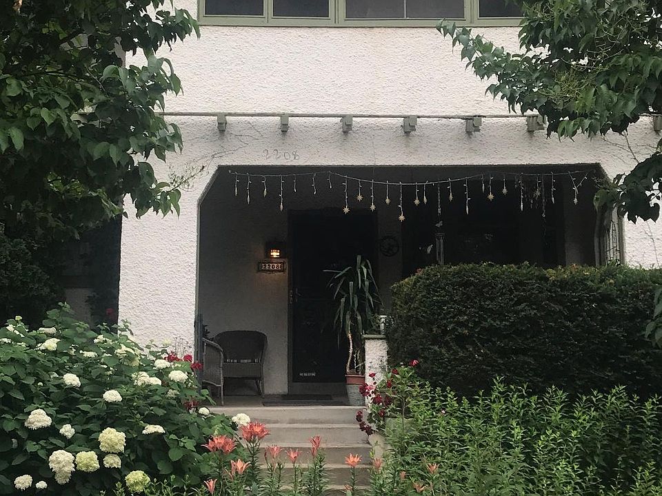 1st image of 2210 W 21st St