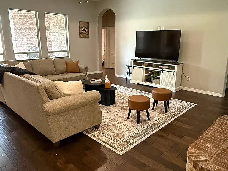 6341 Harold Creek Dr — Photo 3