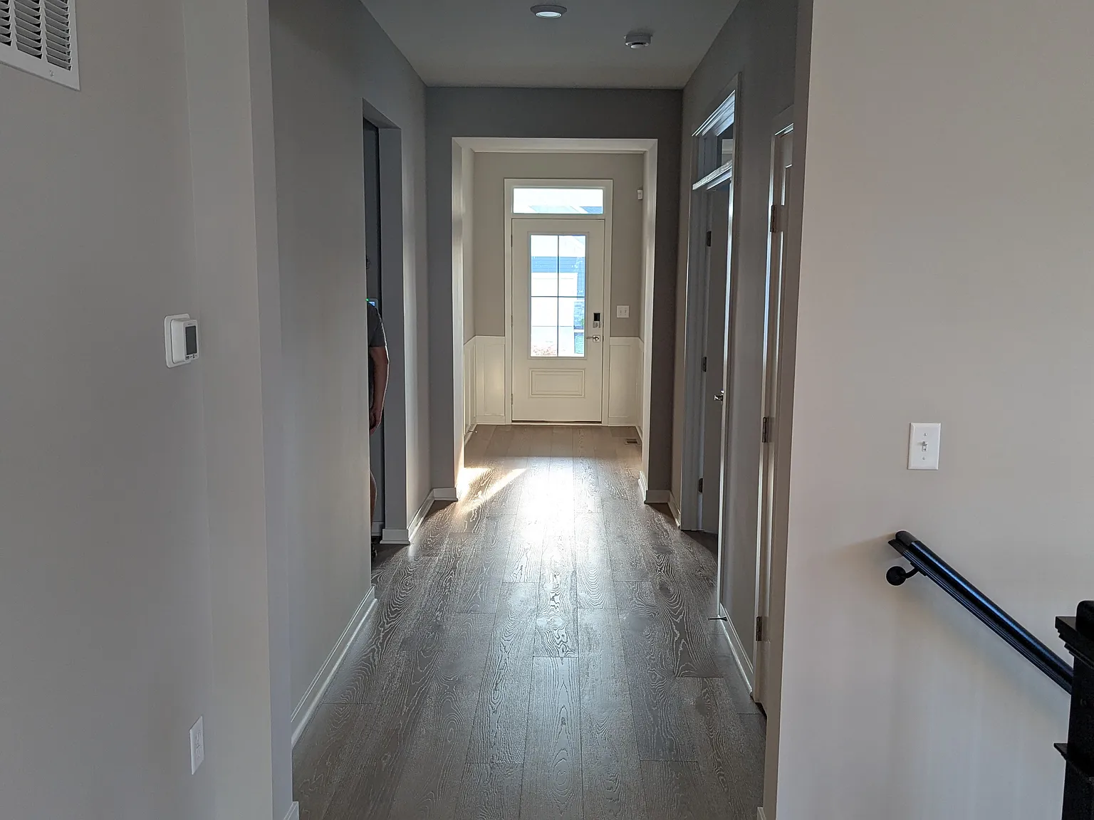 3 bed, 2064 sqft, $3,000 — Photo 2