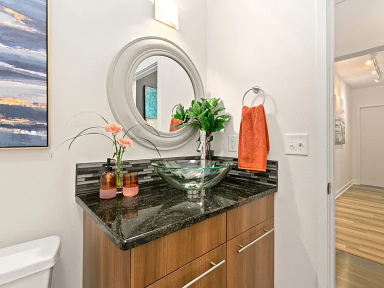 803 Blondel St #101 — Photo 15