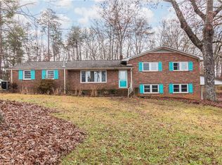 500 Griffin Mill Rd, Pickens, SC 29671