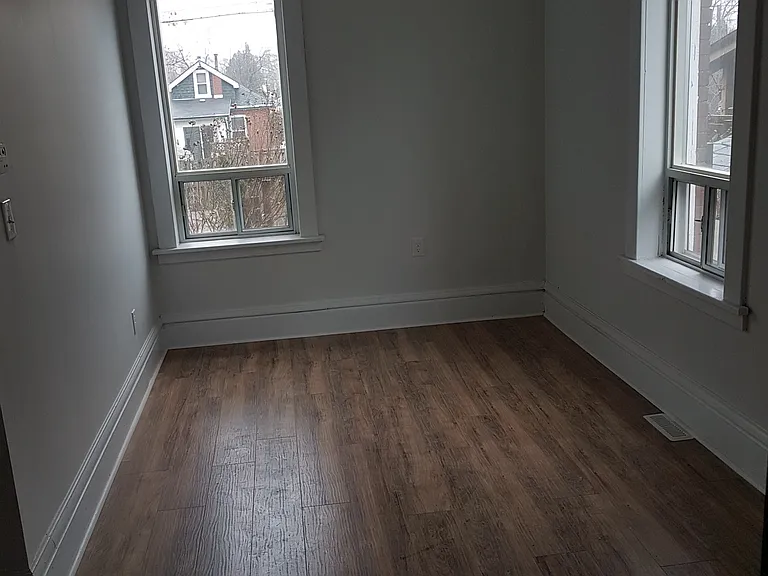 115 Park Row N #1 — Photo 10