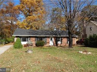 676 Cedar Dr, Pasadena, MD