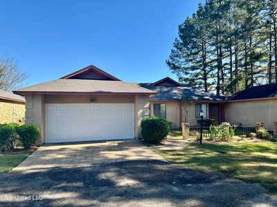 351 Cascades Cir E, Clinton, MS, 39056