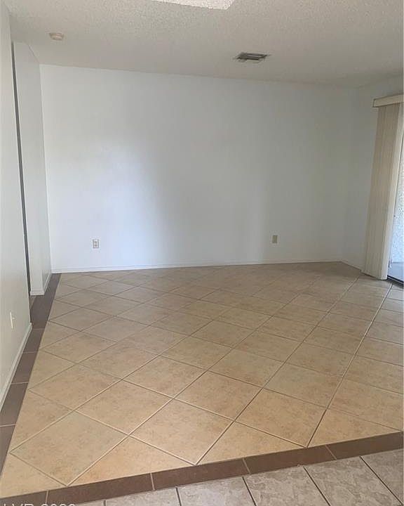 4805 Nara Vista Way UNIT 104, Las Vegas, NV 89103 Zillow