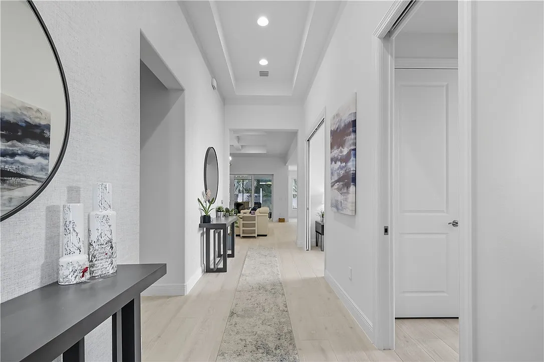 3 bed, 2363 sqft, $11,000 — Photo 1