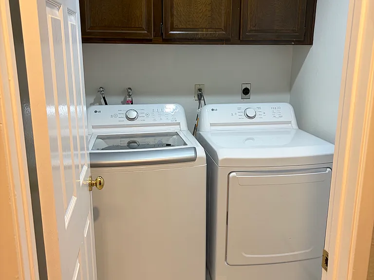 2320 Fallen Dr — Photo 12