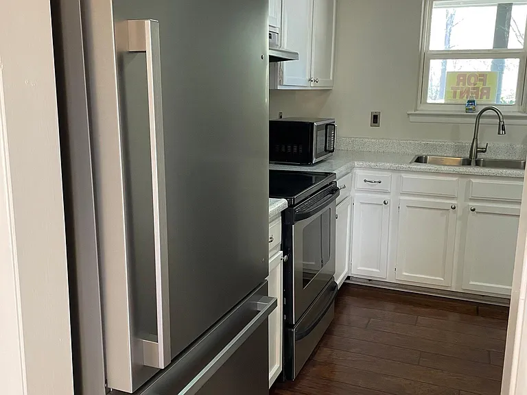 3393 Heathstead Pl — Photo 6