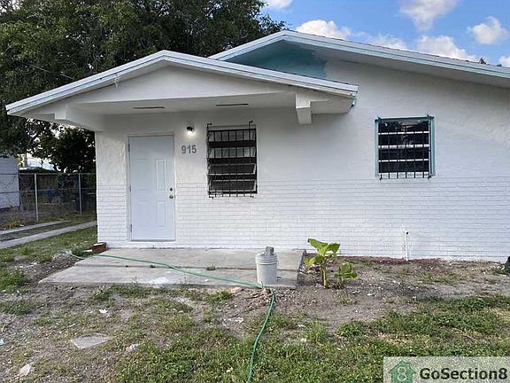 2nd image of 915 NW 80th St #917
