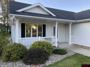 129 Cameo Ln, Mankato, MN 56001