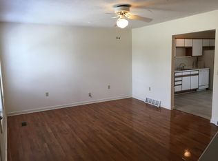 92 Pinewood Rd APT D, Elkview, WV 25071