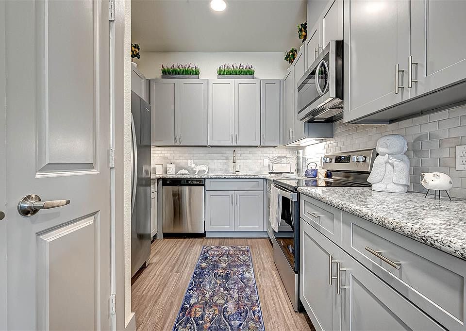 1st image of 6955 Turtlewood Dr S #101