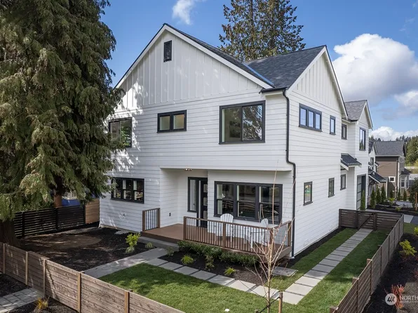 9057 2nd Avenue NW, Seattle, WA 98117