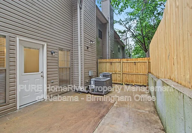 456 Highland Cove Dr — Photo 18