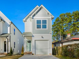 406 Cherry St, Fuquay Varina, NC 27526