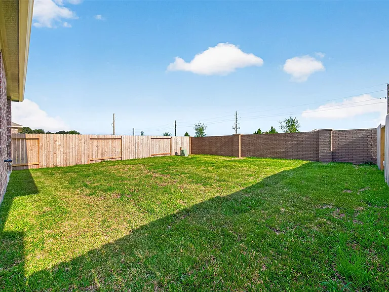 23639 Red Rowan Ln — Photo 33