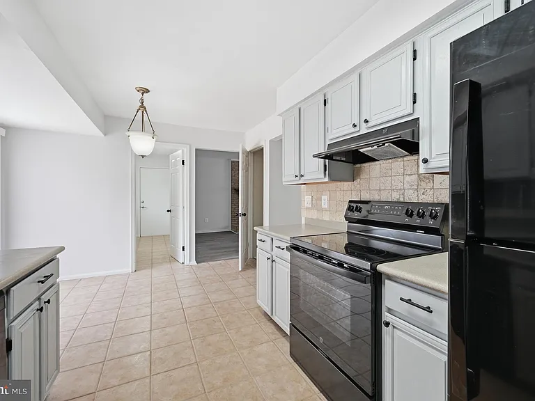 10609 Oxford Ct — Photo 20